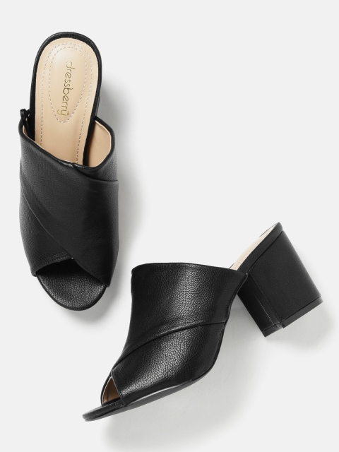 

DressBerry Women Black Solid Mules