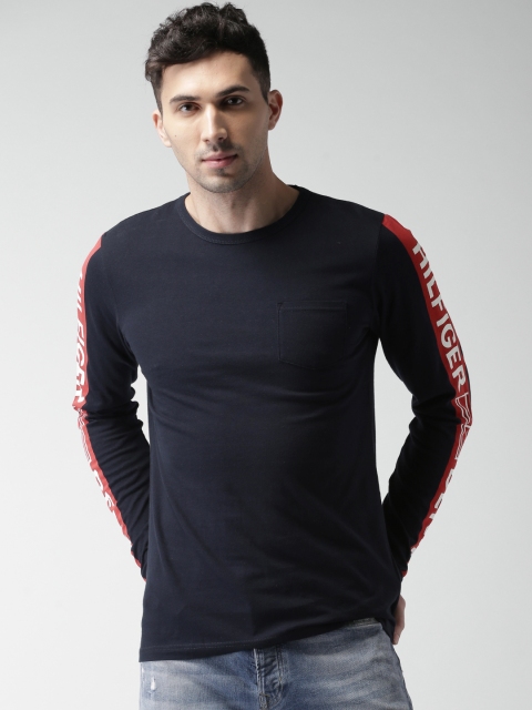 

Tommy Hilfiger Men Navy Blue Printed Round Neck T-shirt