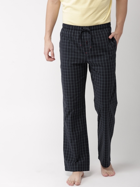 

Tommy Hilfiger Men Navy Blue Checkedd Lounge Pants