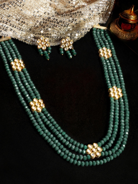 

Rubans Gold-Toned & Green Kundan Embellished Jewellery Set