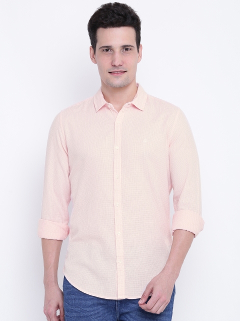 

United Colors of Benetton Men Pink Slim Fit Textured Casual Shirt