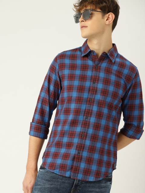 

United Colors of Benetton Men Blue & Maroon Slim Fit Checked Casual Shirt