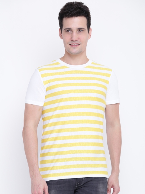 United Colors of Benetton Men White & Yellow Striped Round Neck T-shirt
