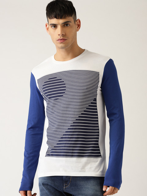 

United Colors of Benetton Men White & Blue Striped Round Neck T-shirt