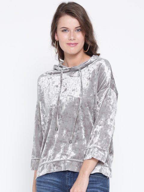 

ONLY Women Grey Solid Velvet Finish Hooded Sweatshirt