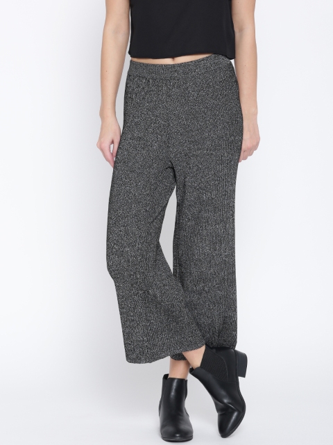 

ONLY Women Charcoal Grey Solid Cropped Parallel Trousers
