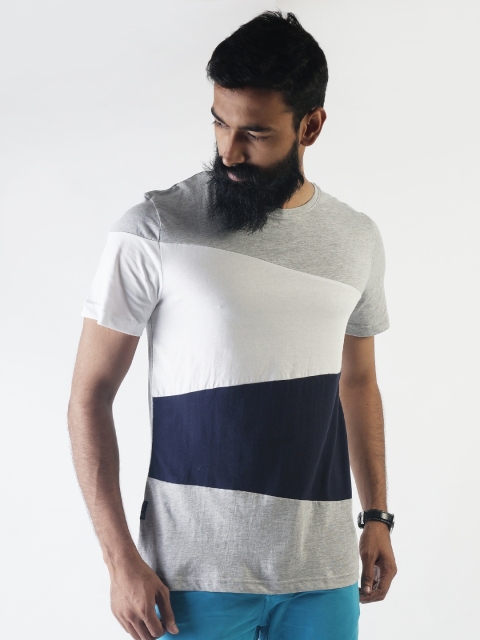 

Blue Saint Men Grey Colourblocked Round Neck T-shirt