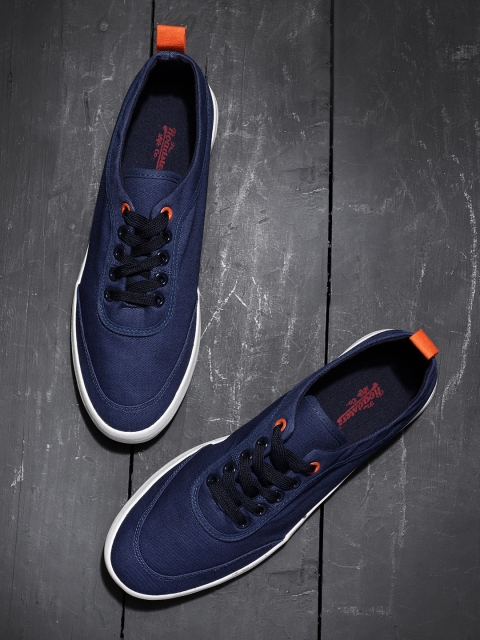 

Roadster Men Navy Blue Sneakers