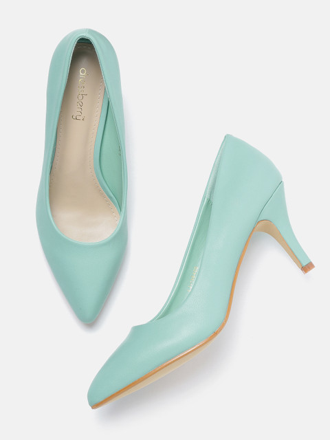 

DressBerry Women Green Solid Pumps