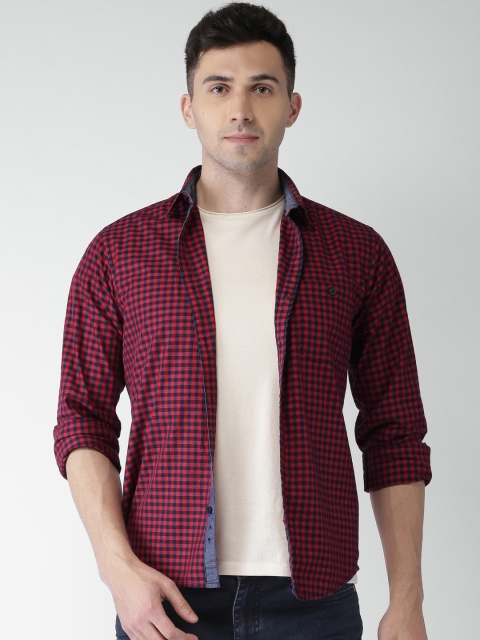 

Harvard Men Red & Navy Regular Fit Checked Casual Shirt