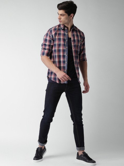 

Harvard Men Navy Blue & Beige Regular Fit Checked Casual Shirt