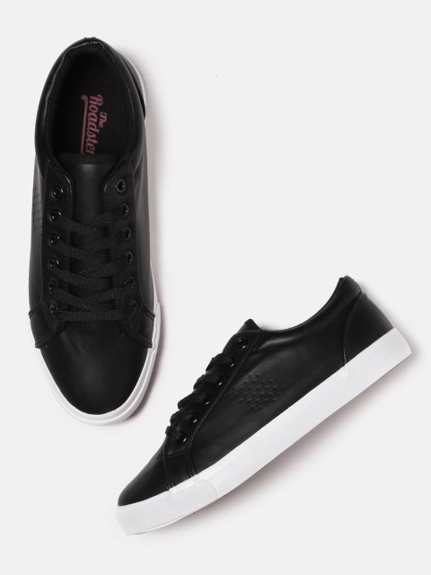 

Roadster Women Black Sneakers