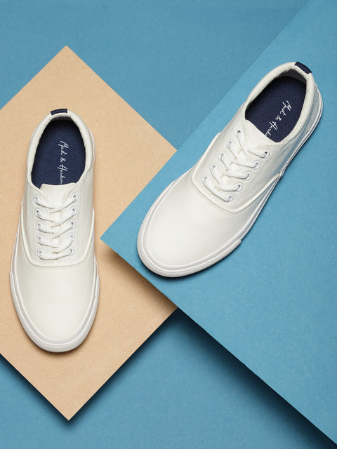 

Mast & Harbour Men White Sneakers