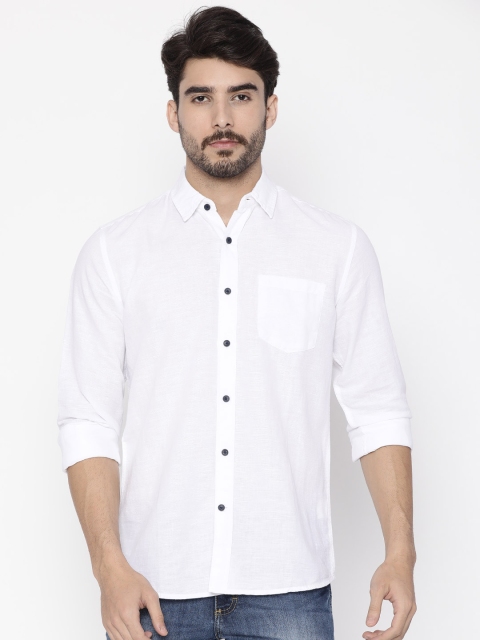 

Wrangler Men White Regular Fit Solid Casual Shirt
