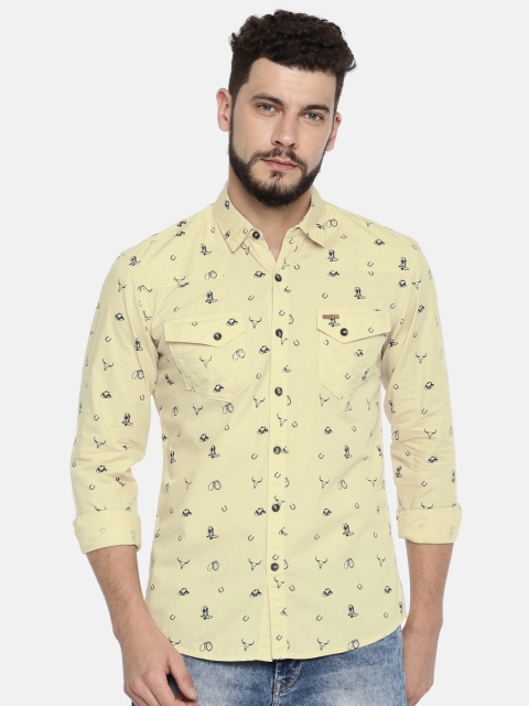 

Wrangler Men Beige Slim Fit Printed Casual Shirt