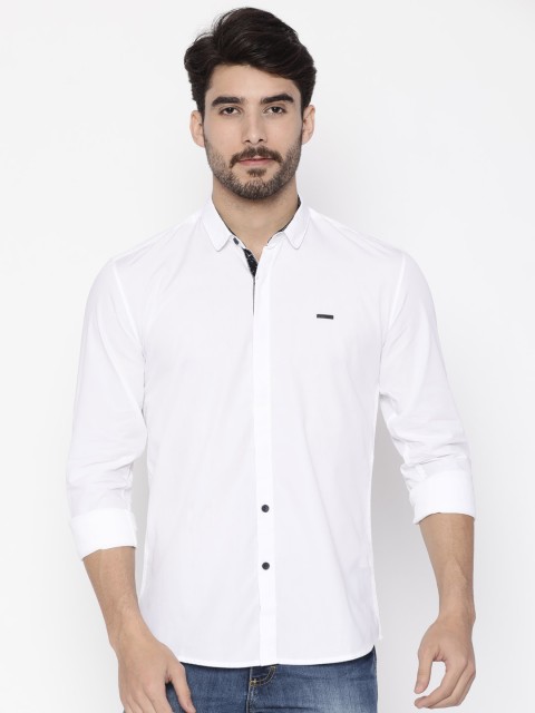 

Wrangler Men White Slim Fit Solid Casual Shirt