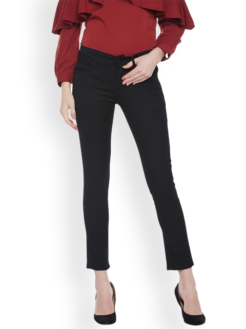 

Devis Women Black Slim Fit Mid-Rise Clean Look Stretchable Jeans