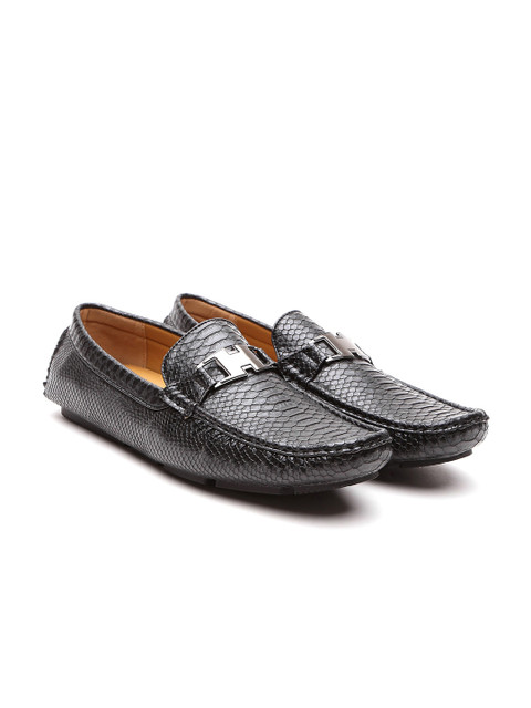 

Carlton London Men Black Snakeskin-Textured Driving Shoes