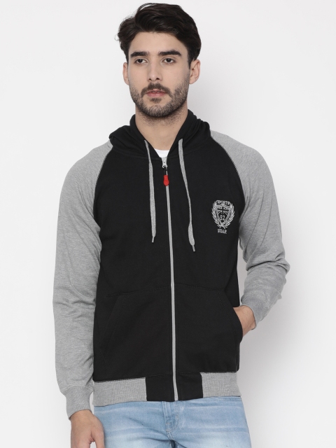 

Sports52 wear Men Black Solid Hooded Sweatshirt
