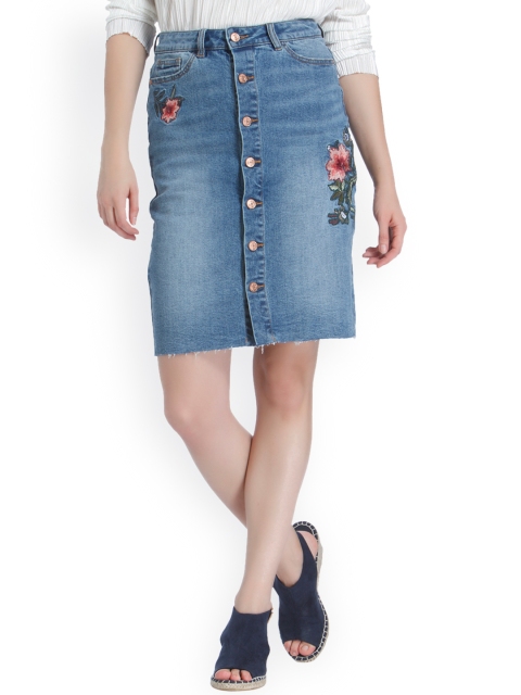 

Vero Moda Blue Embroidered Denim Skirt