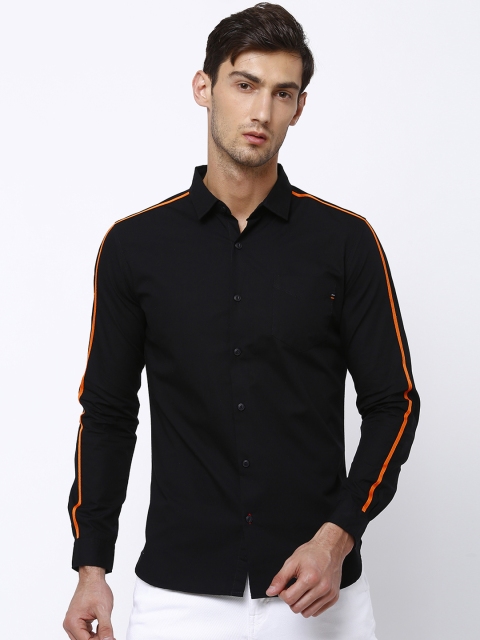 

LOCOMOTIVE Men Black Slim Fit Solid Casual Shirt