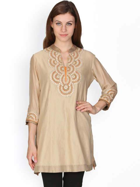 

Ritu Kumar Women Beige Embroidered Straight Kurta