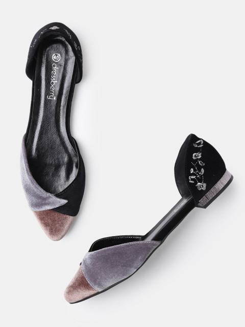 

DressBerry Women Black Solid Synthetic Ballerinas