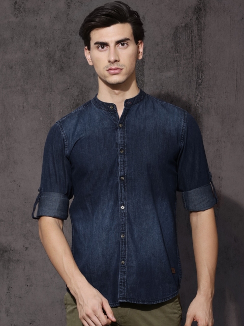 

Roadster Men Blue Regular Fit Faded Casual Shirt