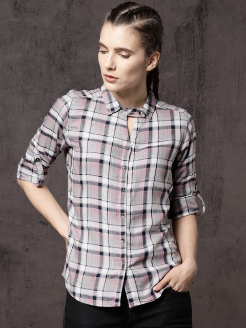 

Roadster Women Grey & Pink Slim Fit Checked Casual Shirt