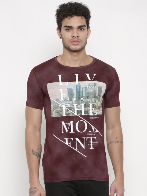 

Status Quo Men Burgundy Printed Round Neck T-shirt