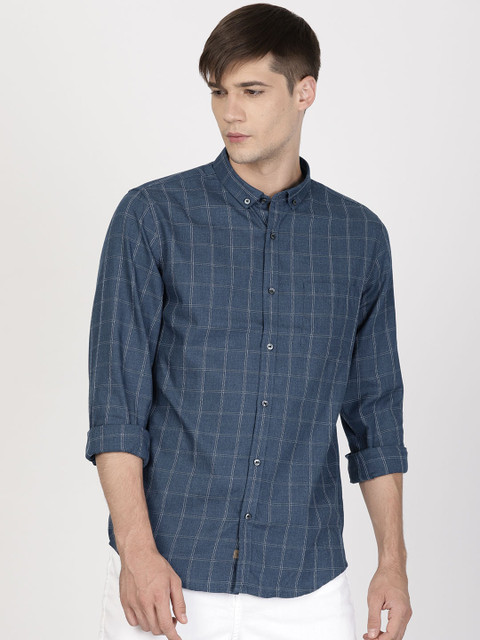 

ether Men Navy Blue Slim Fit Checked Casual Shirt