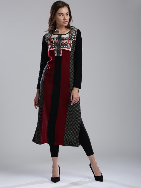 

W Women Maroon & Black Woven Design Straight Kurta