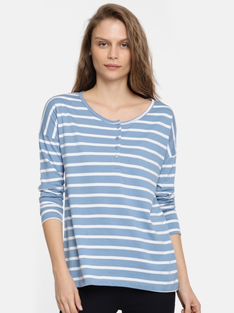 

ether Men Blue & White Striped Henley Neck T-shirt