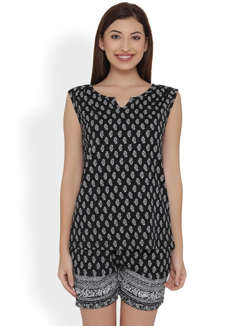 

Clovia Women Black Printed Lounge Set LS0230M13XL
