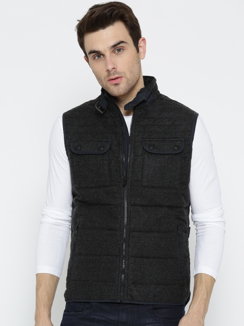 

U.S. Polo Assn. Men Charcoal Grey Sleeveless Tailored Jacket