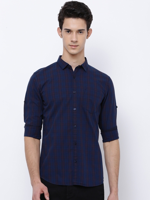 

HIGHLANDER Men Navy Blue & Blue Slim Fit Checked Casual Shirt