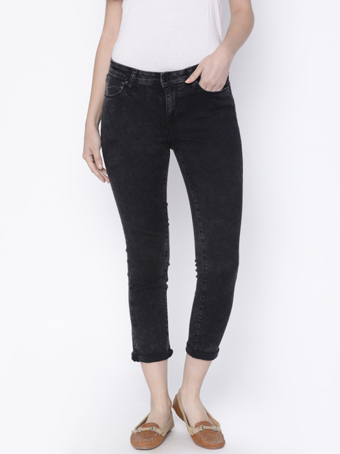 

Lee Women Black Skinny Fit Mid-Rise Clean Look Stretchable Jeans