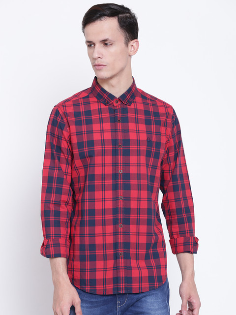

United Colors of Benetton Men Coral Red & Navy Slim Fit Checked Casual Shirt