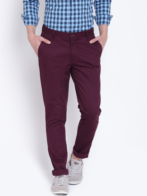 

United Colors of Benetton Men Burgundy Slim Fit Solid Chinos