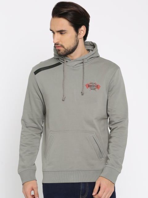

Wrangler Men Grey Solid Hooded Sweatshirt