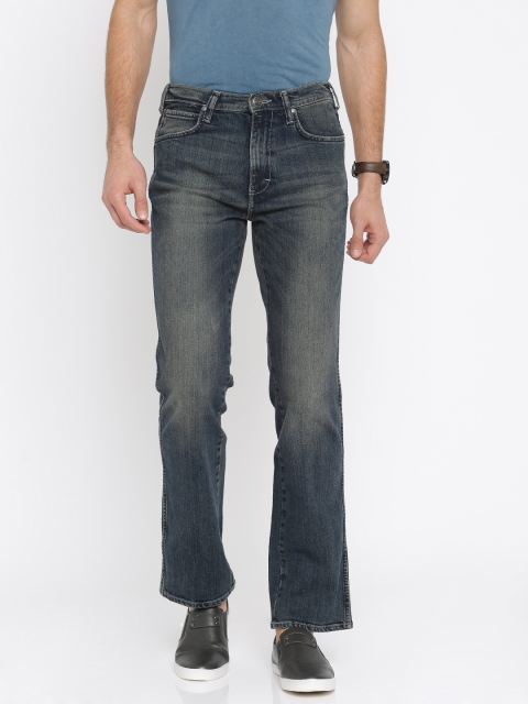 

Wrangler Men Blue Texas Comfort Fit Mid-Rise Clean Look Stretchable Jeans