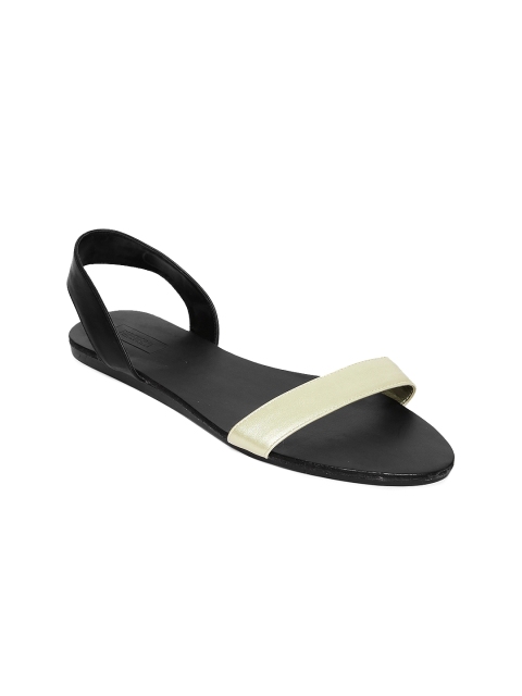 

FOREVER 21 Women Gold-Toned & Black Colourblocked Open Toe Flats