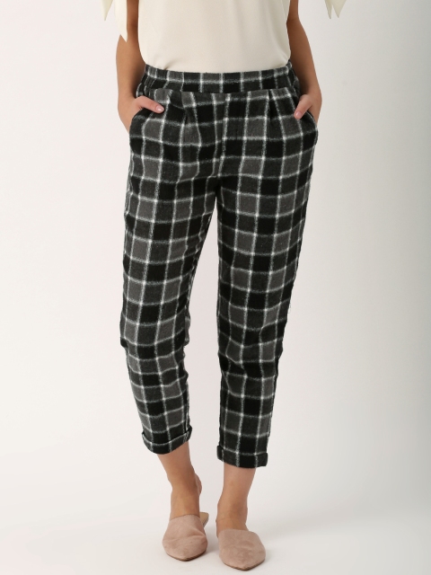 

Dressberry Women Charcoal & Black Regular Fit Checked Regular Trousers