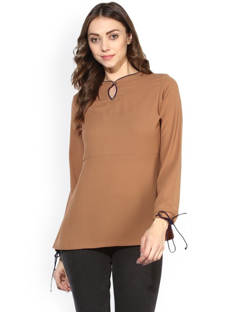 

Soie Women Brown Solid Top