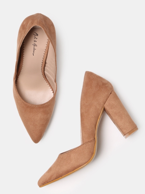 

Mast & Harbour Women Brown Solid Pumps
