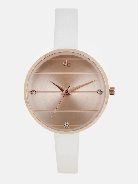 

DressBerry Women Gold-Toned Analogue Watch MFB-PN-WTH-5712L