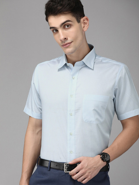 

Arrow Men Blue & White Regular Fit Checked Casual Shirt