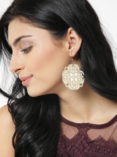

OOMPH Gold-Toned & White Filigree Drop Earrings