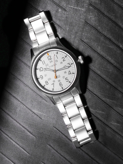 

Timex Men White Analogue Watch TW2R46700