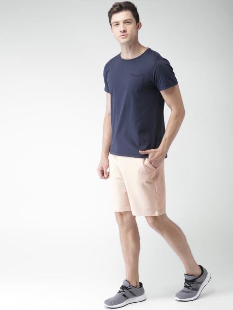 

Mast & Harbour Men Peach-Coloured Solid Regular Fit Regular Shorts